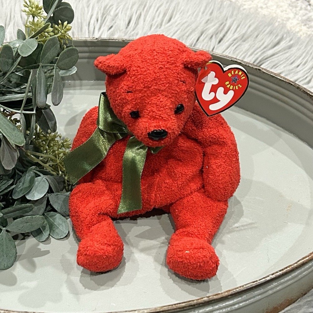 TY Beanie Baby Mistletoe 1998 Christmas Holiday Red Bear w/ Tags